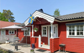 Gorgeous Home In Boxholm With House Sea View in Boxholm